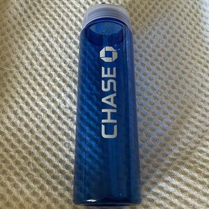 CHASE Drink Logic Blue Water Bottle W/Flip Top / New Never Used / Made in USA